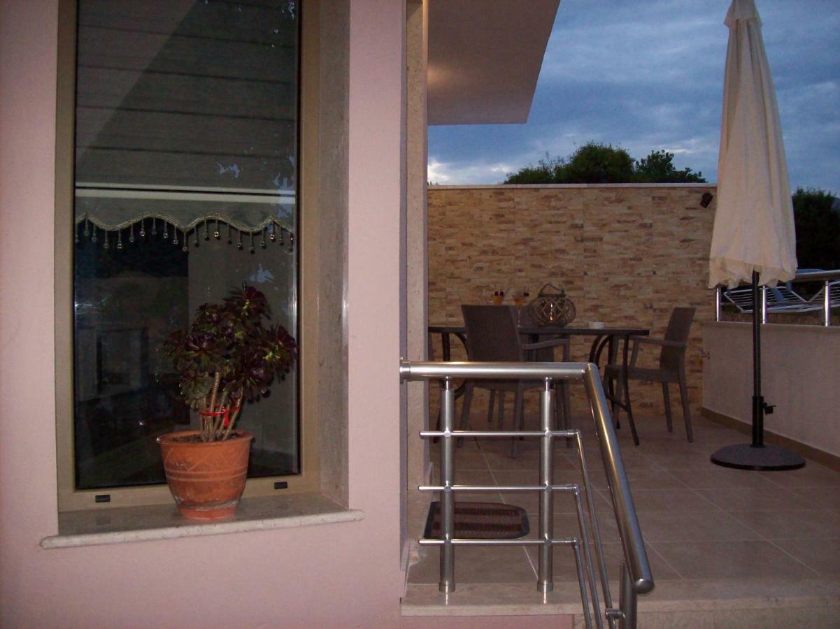 Sea Breeze 2 Apartman Limenária Kültér fotó